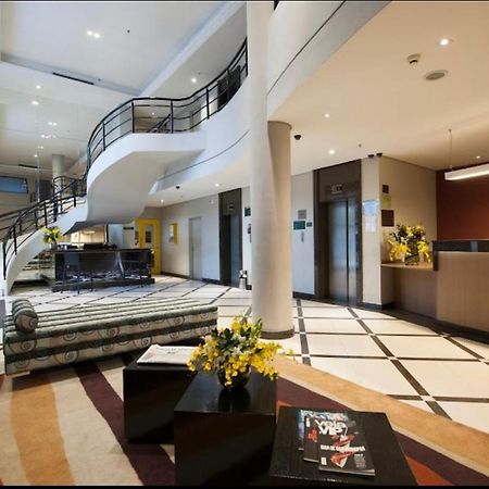 Апартаменты Studio Living Faria Lima Сан-Пауло Экстерьер фото
